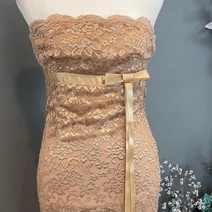 Beautiful Gold Lace dress!! Only worn once!! Size 3. Excellent condition!!